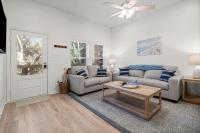 Luxury Retreat on Oleander - Unit J - B&B Dauphin Island