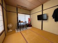 Japanese-Style Room