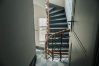 Elegant Art Nouveau Apartment Near the Beach - B&B Liepāja