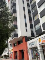Elegante Apto 2BR - Sector La Colón - Business & Family Ready - Ferienwohnung Quito