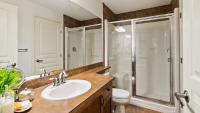 Bright 3 Bd at Playa 548 Pool and 1 min to Beach - Chambres d'hôtes Kelowna