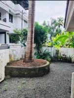 Lights Camera Stay A Serene Boho Cinematic Home - B&B Kochi