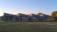 GROOTVALLEI SELF CATERING Units - B&B Mahikeng