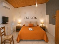 Minzoni con Terrazzo Clima & Wi-Fi - B&B Castellammare del Golfo