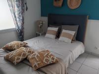 Studio pour 1 ou 2 personnes - Ferienwohnung Le Landreau
