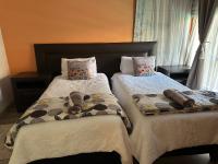 Peaceful picturesque Pecanwood - B&B Hartbeespoort