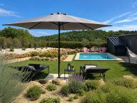 Le 007 Refuge -Rurale gîte élégant piscine privée - B&B Queyssac