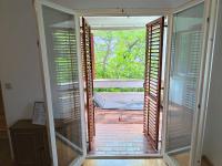 Pine Breeze - Cozy Family & Couple Oasis near Sea - B&B Punat