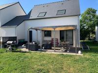 maison entière équipé - Bed and Breakfast Feins