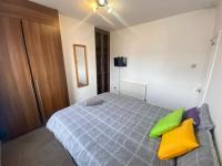 4 Bedroom House For Corporate Stays in Kettering - Chambres d'hôtes Kettering