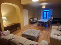 Claradine House - B&B Pendine