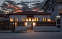 Pnoe Luxury Villa - Private Pool Retreat & BBQ - B&B Ierissos
