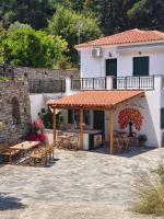 Eri Rooms to Let - B&B Raches