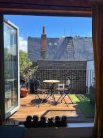 CAMDEN TOWN TERRACE APARTMENT In - Ferienwohnung London
