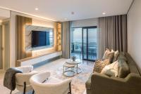 Luxury 2-Bed Apartment , Sea Views, Pool & WiFi , Umhlanga Ridgeside Residence - B&B Durban