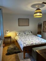 Glassillaun Beach White Cottage - B&B Rinvyle