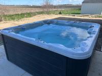 Chattage Lake Erie Luxury Estate Hot Tub - Chambres d'hôtes Wheatley
