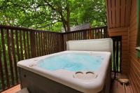 Lodge Nine for 6 with Hot Tub - Spa Resort in Devon - B&B Chudleigh