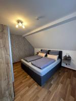 Haus Rosa - Entire house for up to 11 people - Ferienwohnung Ellenz-Poltersdorf