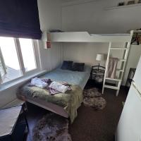 Stay in the heart of Haugesund city Haraldsgata 109 - B&B Haugesund