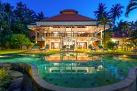 Villa Manor Beachfront, North Bali - B&B Julah