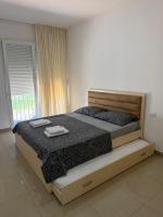 Appartamento con 1 Camera da Letto, Balcone e Vista Mare