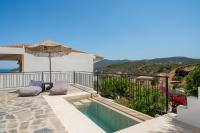 Elysian Sunrise Retreat with pool - B&B Limín Mesoyaías