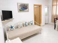Apartment No Sea View