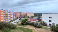 Spacious & Modern Apartment Close to Liepāja Beach - B&B Liepāja