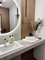 Apartament Charlotte Staroszkolna -PARKING Free - Bed and Breakfast Bolesławiec