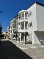 Villa Del Sol - B&B Golem