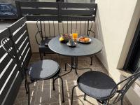 LA House 2 - B&B Archangelos