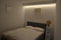 Am Burg - Ferienwohnung Klotten