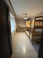 Chornomorsk Sea Breeze Apartament - Chambres d'hôtes Chornomorsk