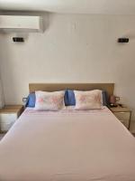 Novelty - Bed and Breakfast Salou