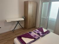 Spacious apartment for 4 people - B&B Rab