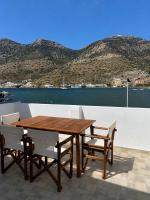 Little Beachfront Home in Kamares, Sifnos - B&B Kamárai