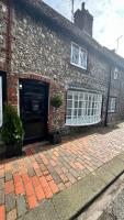 Garden View Homestay in Historic Patcham, Brighton - B&B Brighton