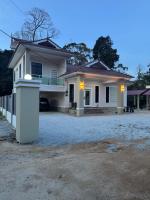 Private Pool Homestay Kota Bharu 3 Bilik Tidur Muat 12 Tetamu - Chambres d'hôtes Kota Bahru