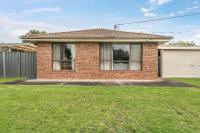 Solander's Retro Residence - Group Stay by the Beach - B&B Darriman