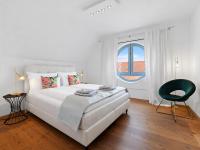 Luxury Penthouse for 8 - Center - Parking - Therme 8 min - Airport 15 min - Chambres d'hôtes Erding