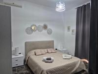 Habitación con cama grande 