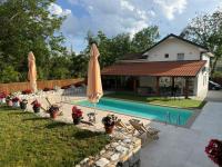 Villa Atanis - B&B Мирковци