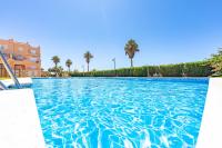 1a linea playa, balcon & piscina - B&B Tarifa