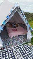 Bay Breeze Bell Tent with Sea view - B&B Saint Ives