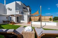 Elaionas Luxe with Private Pool - B&B Mastichári