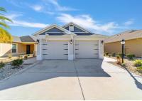 Walk to Brownwood, Spacious 3BR, Golfcart, BBQ - B&B The Villages
