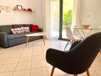 SUNNY 2, Two-bedroom house with parking - B&B Komotini