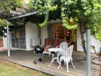 Benevolent Stylish Cottage - Chambres d'hôtes Stellenbosch