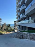 Girasole Apartment,Steps from Sea - B&B Alessio